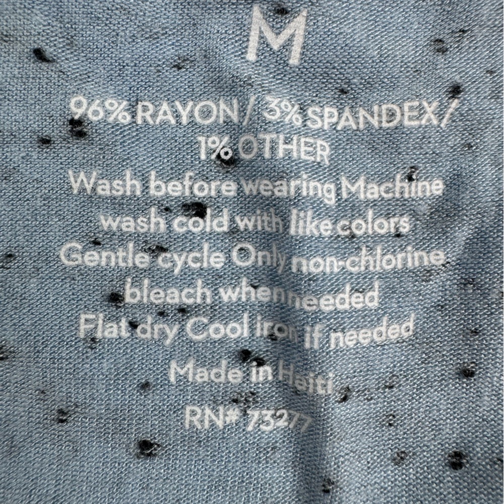 Nine West Speckled Light Blue V-Neck Tee - Picture 5 of 7